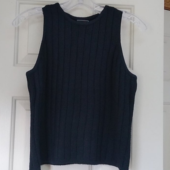 Black sleeveless knit tank top, like new - Picture 1 of 5